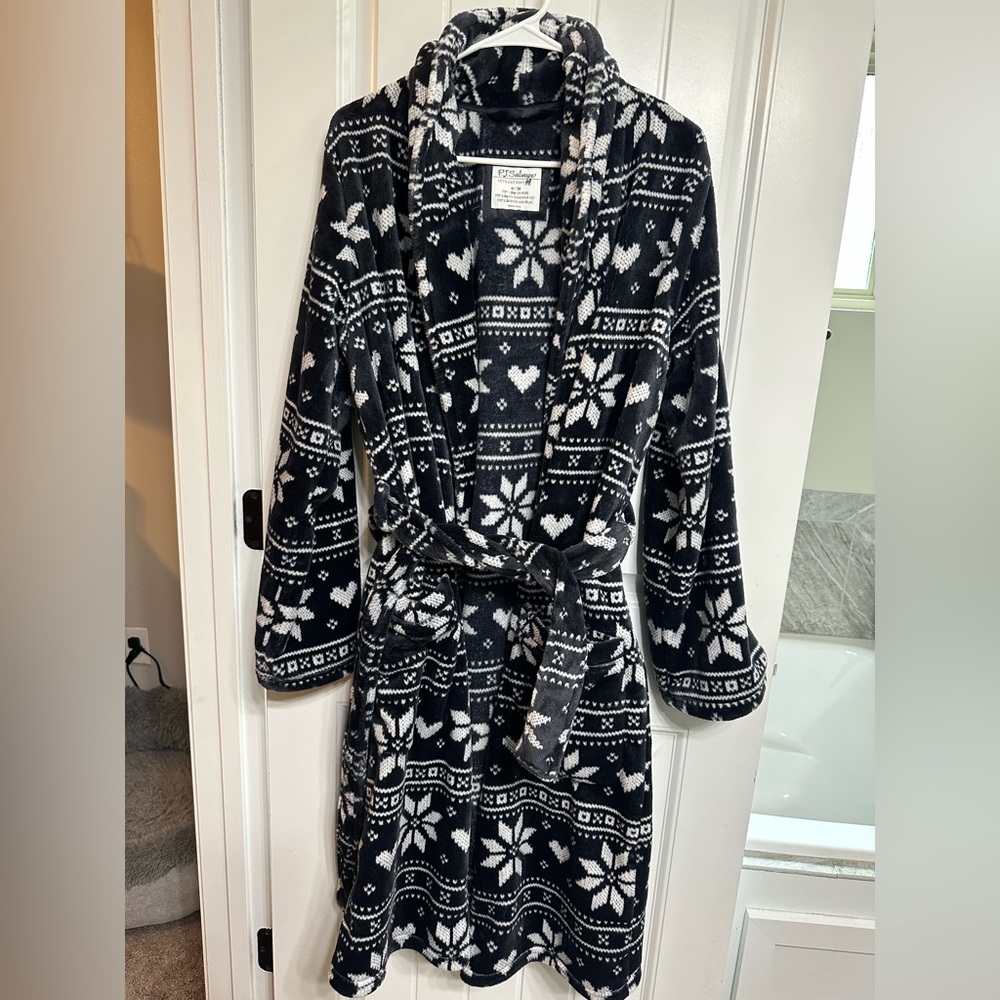 Super Soft Plush PJ Salvage Bathrobe Women’s Size Medium
